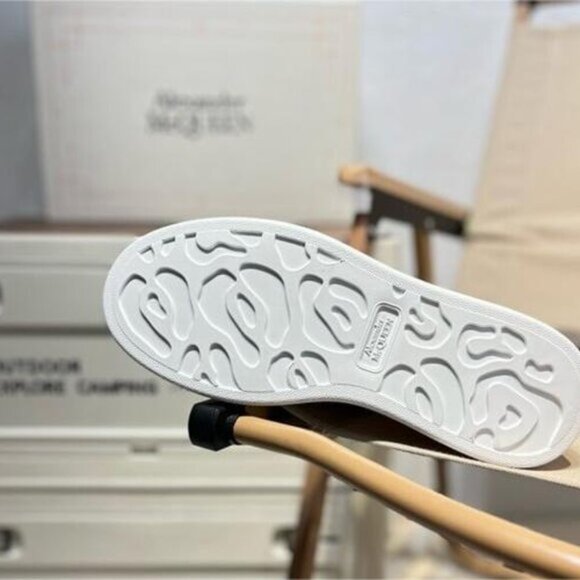 Alexander McQueen Women Sneakers - Picture 5 of 7